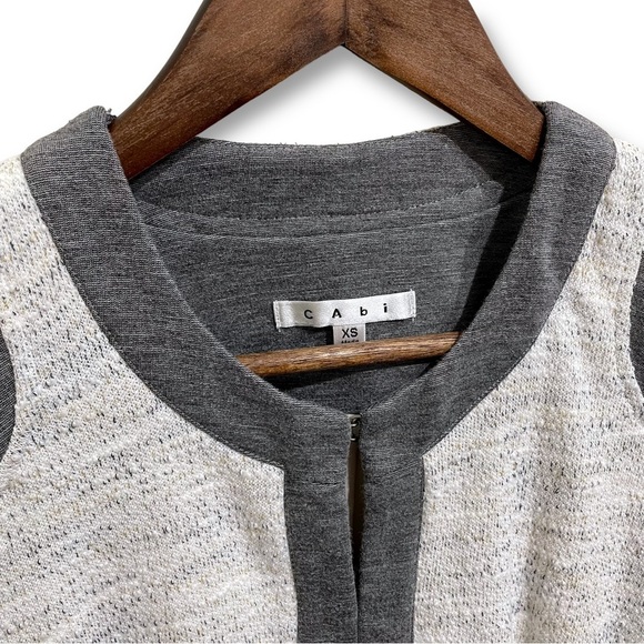 CAbi Womens Two Tone Cotton Blend Jacket Cream Gray Hook & Loop Closure Size XS - Picture 3 of 5